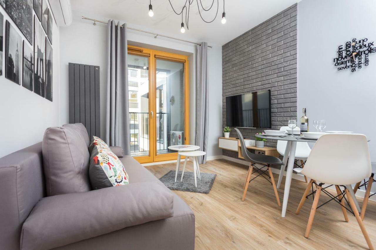 Of The Kings-silver No 2- Lubelska 10 Apartament